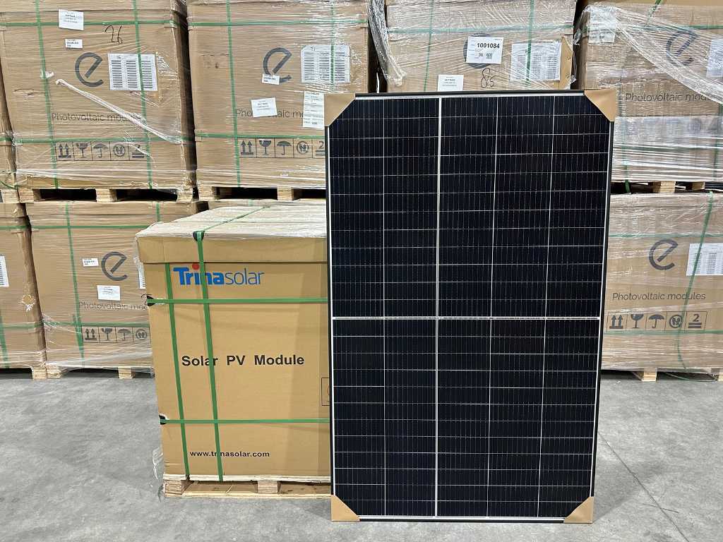 Trina Solar - set of 36 black (405 wp) solar panels