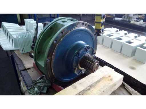   Hydromotor with pump
