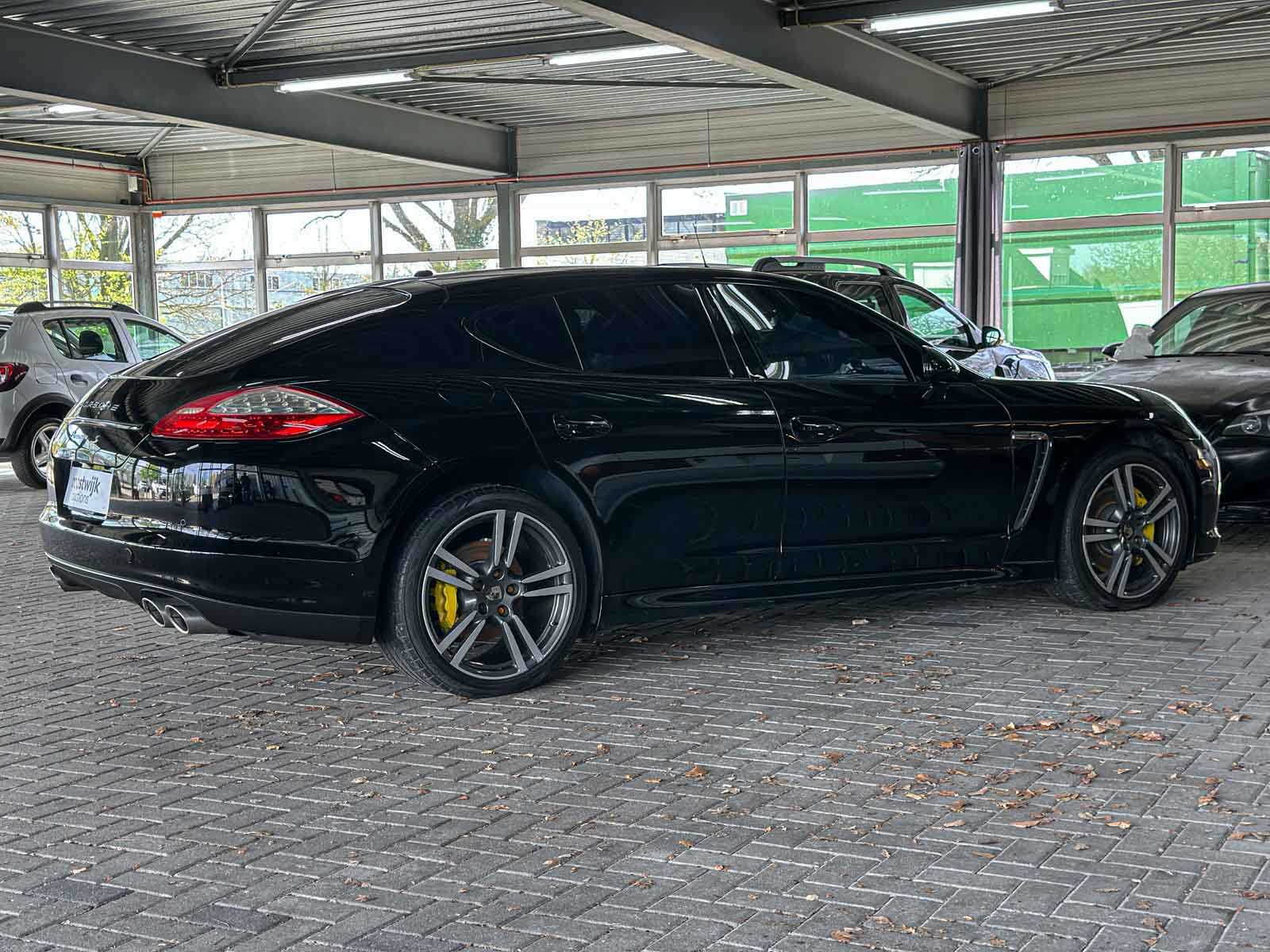 Porsche Panamera S 4.8 V8 405pk 2012