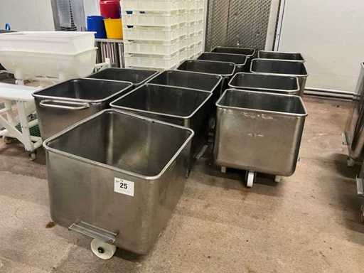 Stainless steel feeding tubs (24x) including Barsso and Food Mate and Roser