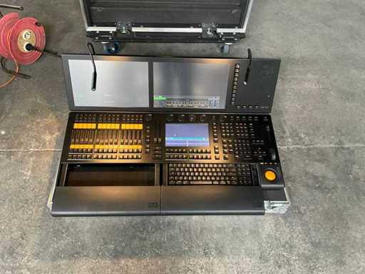 Mixer de lumini MA Lightning GrandMA2