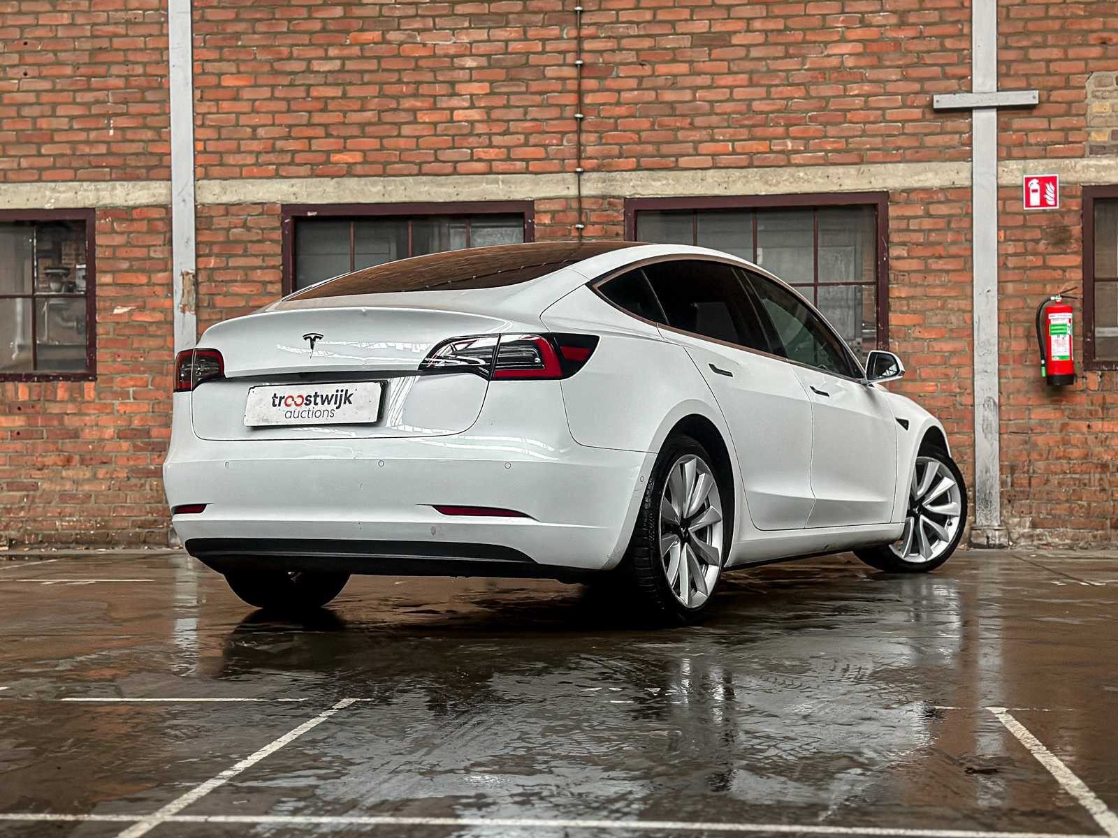 Tesla Model 3 Stnd.RWD Plus 60 kWh 238pk 2020, K-215-FG