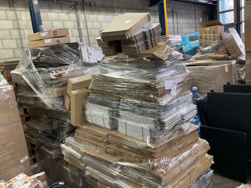 Pudełka opakowań i materiały wypełniające