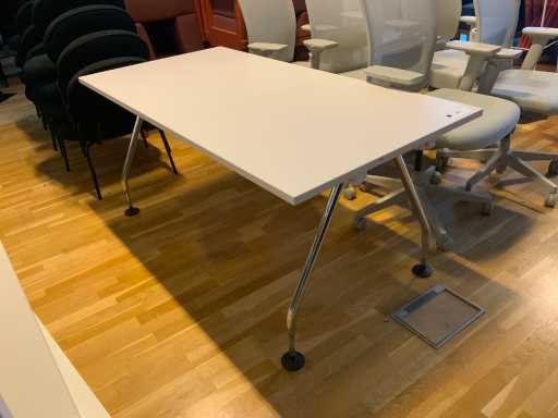 Vitra 79565 Design Tafel