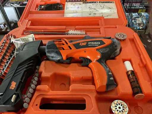 Broń Prochowa Spit P560