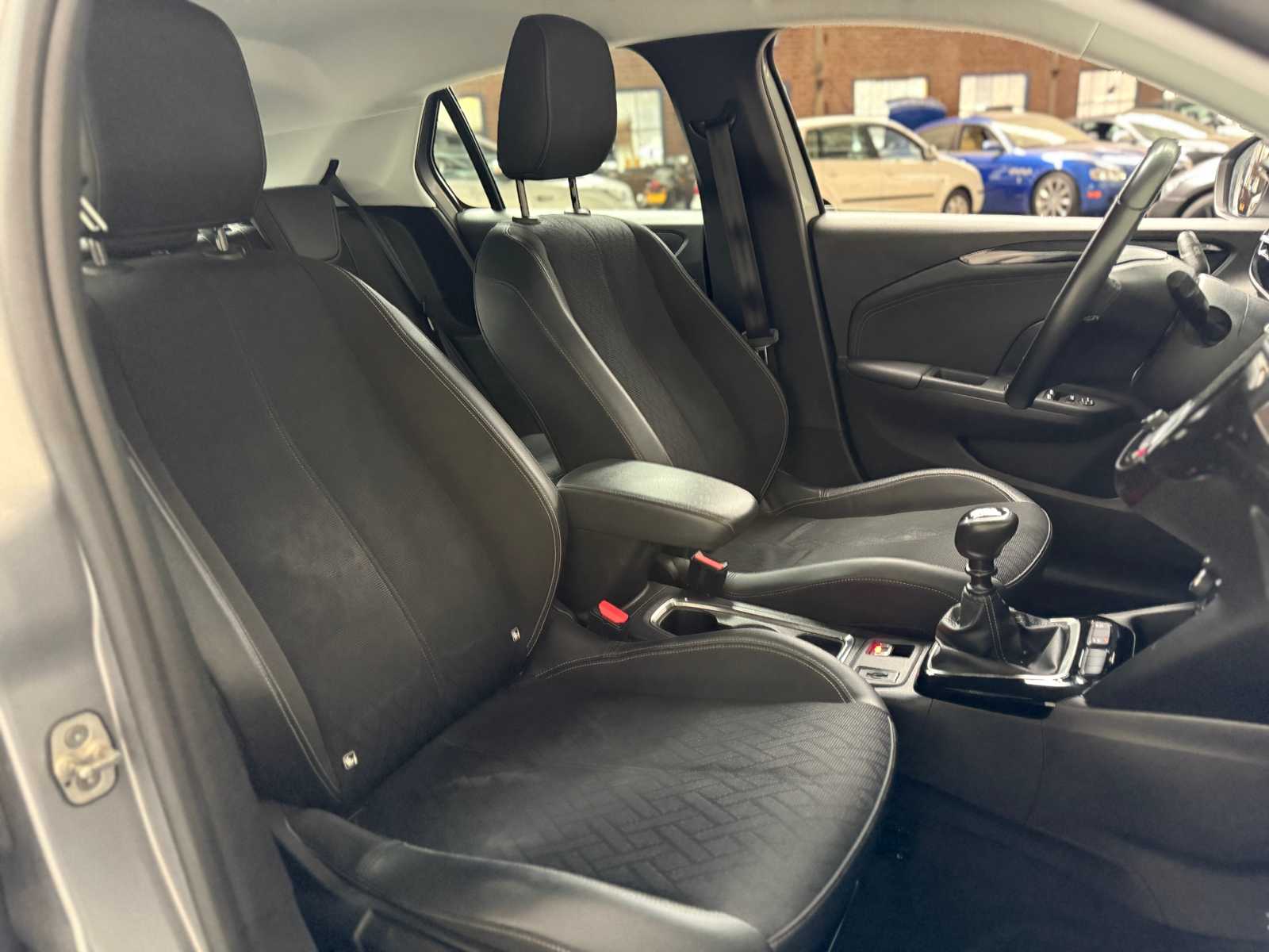 Opel Corsa 1.2 Elegance 102pk 2020, J-880-BG