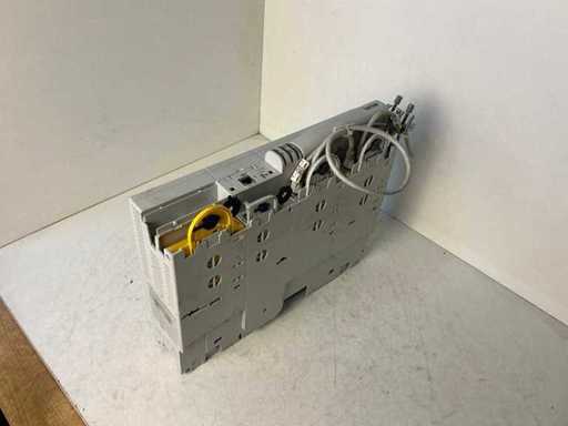 Lenze L-Force E94ASHE0044 Single Drive HighLine frequentieregelaar