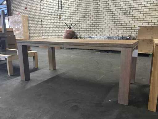 Houten Eetkamertafel
