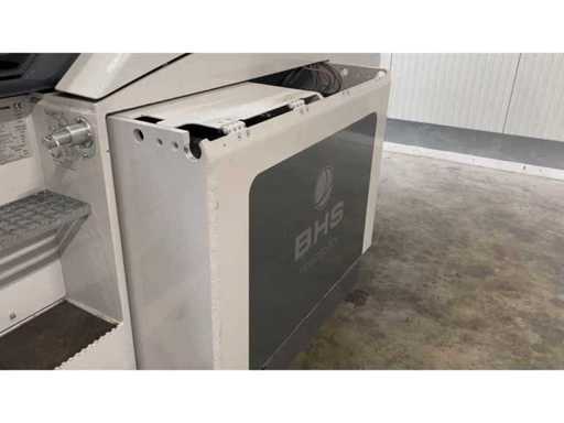 VIDEO-2025-10-30-09-00-56.mp4