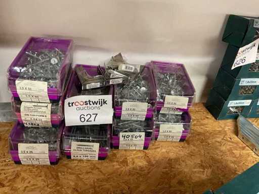 1 x Charge Bauplattennägel; Winkeleisen