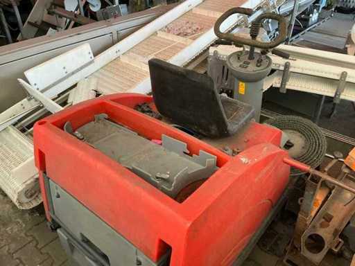 Zamiatnik HAKO Jonas 900 E