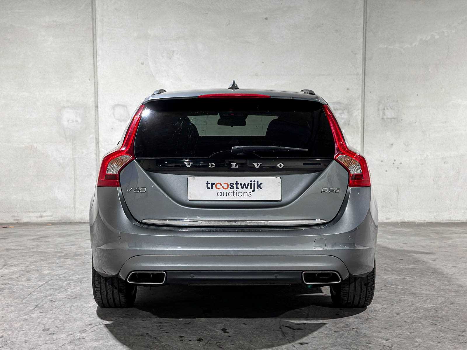 Volvo V60 2.4 D5 Twin Engine Special Edition 163pk 2015, NH-759-L