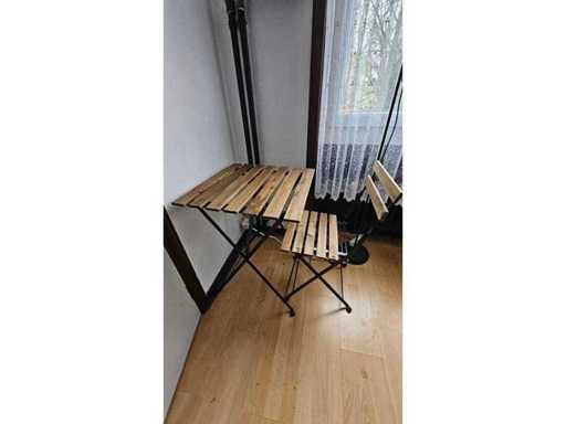 Table et chaise de terrasse