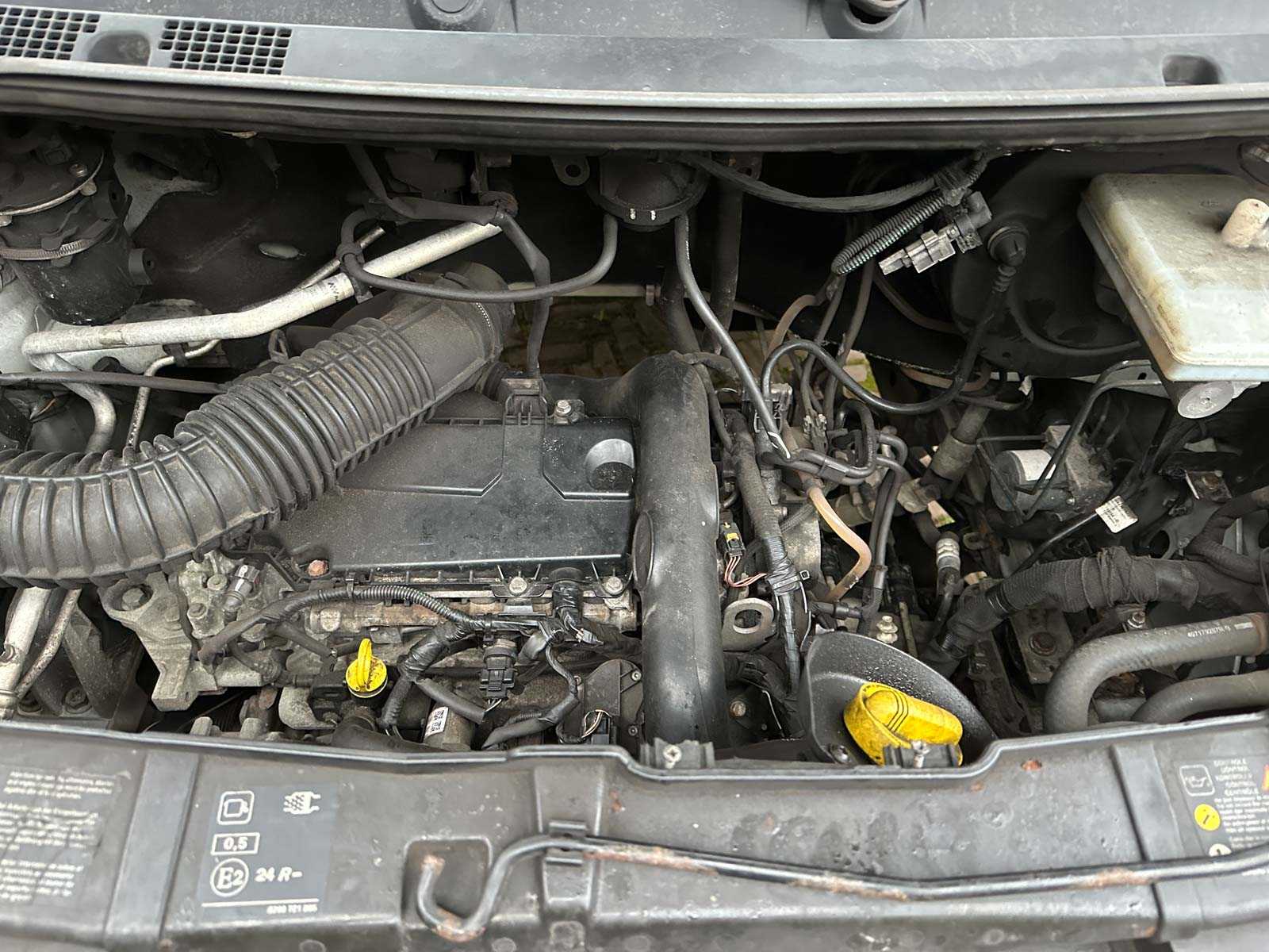 Renault Master T35 2.3 dCi L2H3 Eco 125hp 2013, VD-911-L