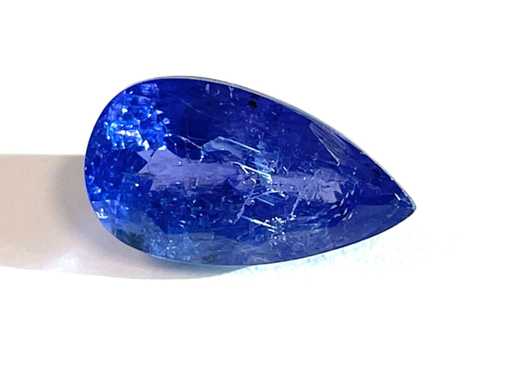 Tanzaniet 5.82 carat natuurlijke tanzaniet gecertificeerd