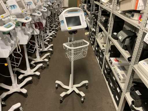 WelchAllyn Vital Signs 6000 series Patient Monitor