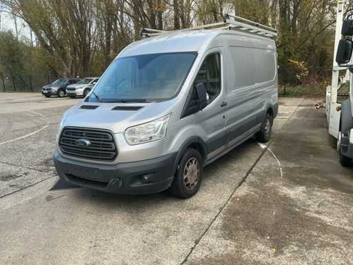 Voiture de tourisme Ford Transit 2018