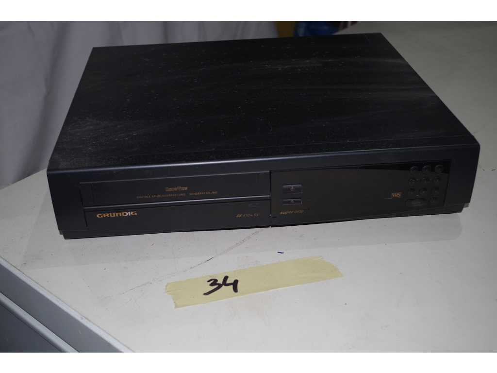 Grundig SE4104SV - VHS-recorder