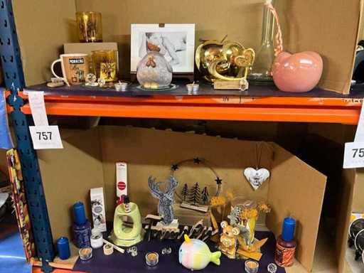 Various decoration/gift items