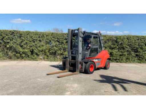 9e83a56a-7362-4fb0-b3a6-2f01e9561695.mp4