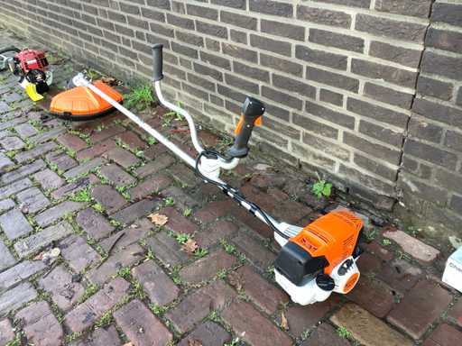 2021 Stihl fs131 Brush cutter