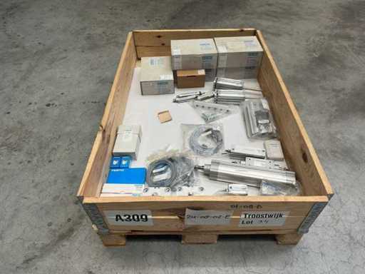 Festo - Partij diverse pneumatische componenten