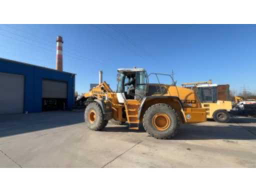 f54889b6-a29f-4505-b3fb-5f94ccc4c36a.mp4