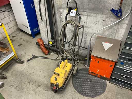 Kärcher HD 690 pressure washer