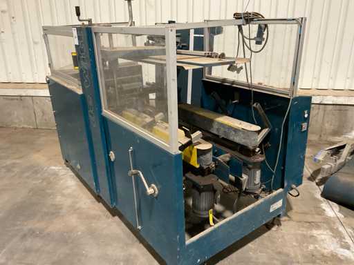 deWitt CF20T Carton Erector