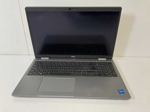 Dell Latitude 5520 15.5", Core(TM) i7 11a generazione, 16 GB di RAM, 512 GB di laptop NVMe