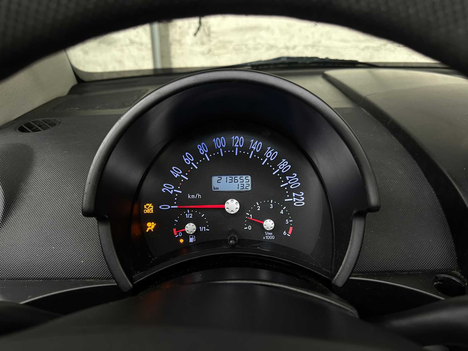 Volkswagen New Beetle Cabriolet 1.4 Turijn 75pk 2003, TH-271-J