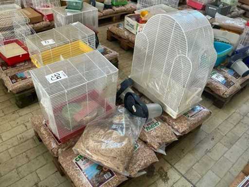 Stock of various accessories for animals