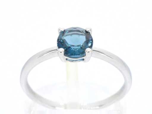 Witgouden ring met topaas