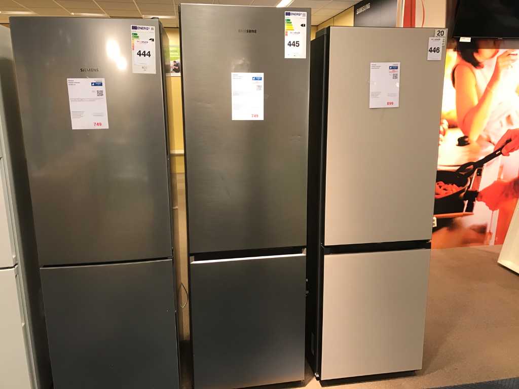 Samsung fridge store freezer combination