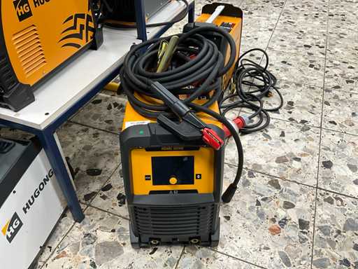 Saldatrice ad elettrodo Hugong HDARC 500WE