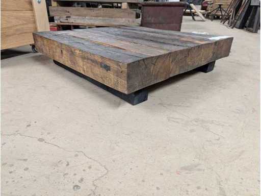 Coffee table reclaimed oak 90 x 90 x 20cm