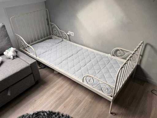 Ein-Personen ausziehbares Bett