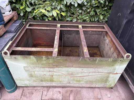 Conteneur en acier, grand