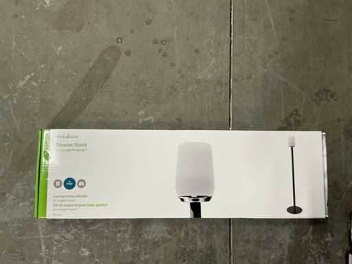 Nedis Rednertribüne