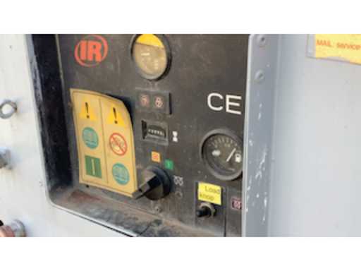 091e103b-e9f9-4654-82ab-6b58f8d5fdb1.mp4