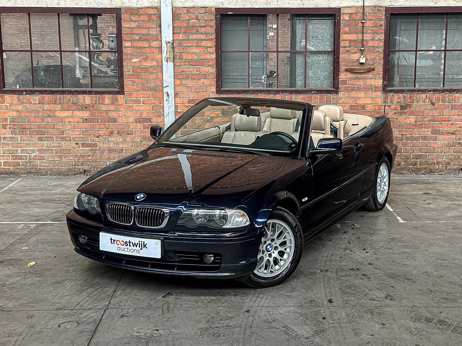 BMW 325Ci Executive 192pk 2002 (Origineel-NL) 3-serie Cabriolet (Hardtop + Softtop), 11-JP-PG