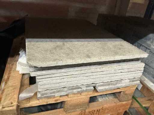 Partia naturalnych płytek kamiennych