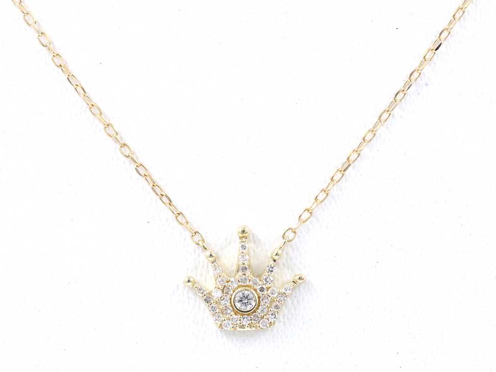 18 KT Yellow gold Necklace with Pendant With Natural Diamond