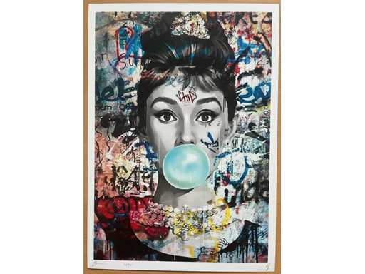 DEATH NYC : Audrey Hepburn bleu Bubble Gum