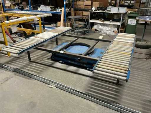 2003 Bishamon E7 Up EZU-15 Pneumatische heftafel