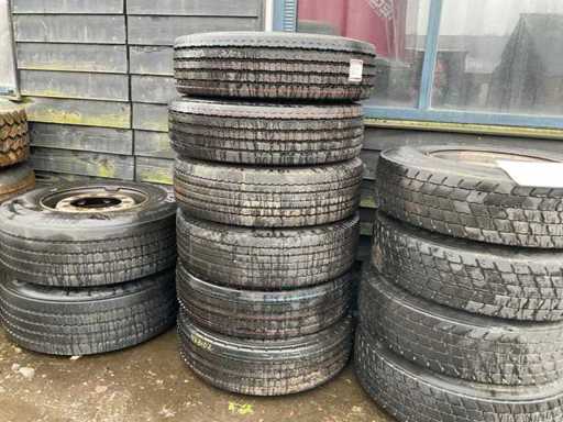 Pneumatico Bridgestone R294 per camion (6x)