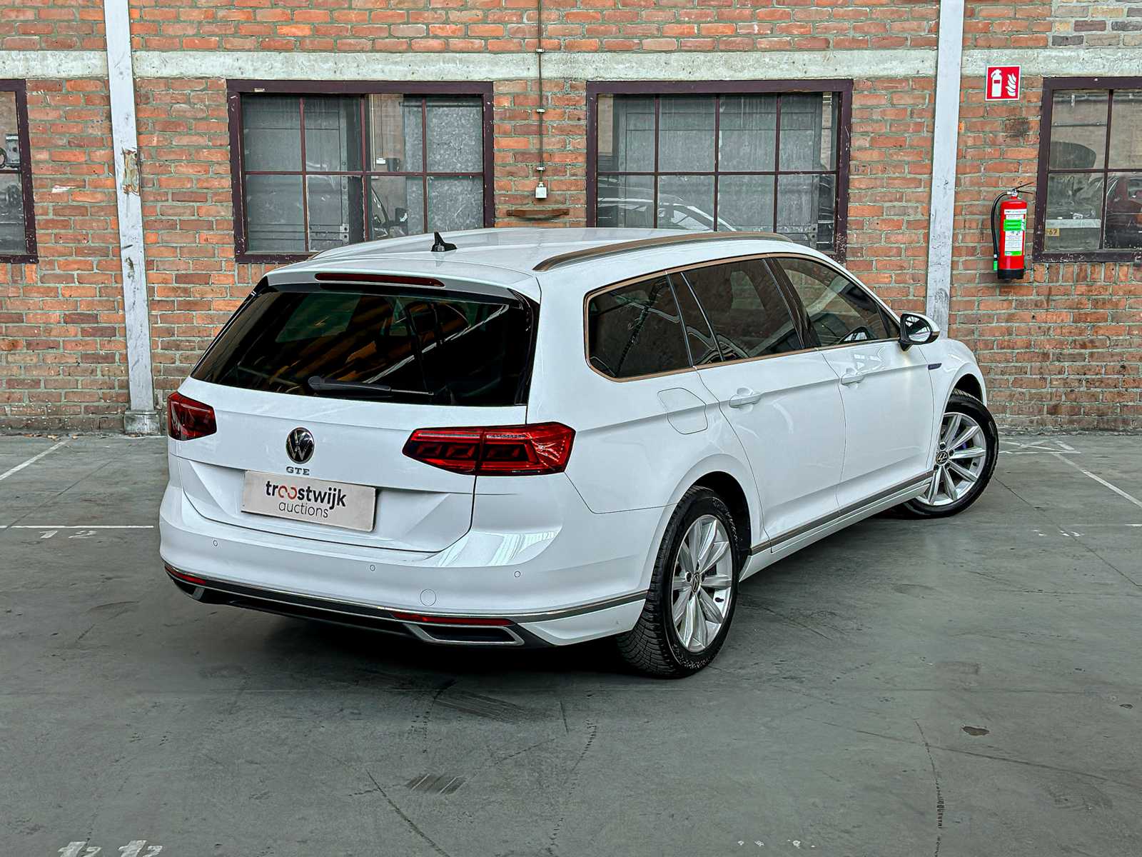 Volkswagen Passat Variant 1.4 TSI PHEV GTE Business 156pk 2021 (Origineel-NL+1e eigenaar), K-814-XG