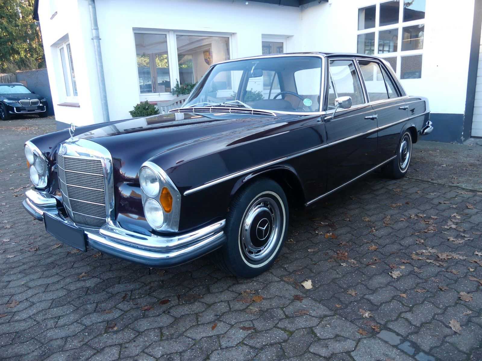Mercedes-Benz 250 SE (1966)