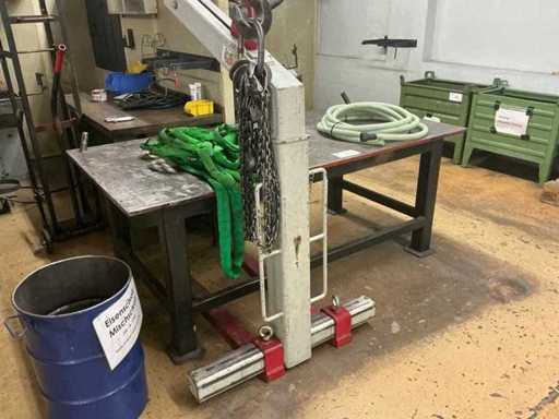 Welding table