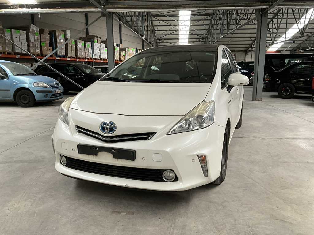 2013 TOYOTA PRIUS PLUS